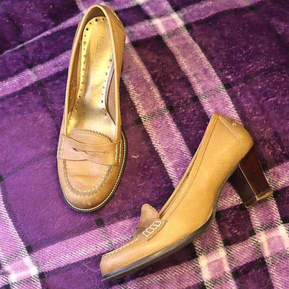 HEELED PENNY LOAFERS 8 Michelle D Tan Brown Camel Academia Classic Office Work - Picture 2 of 12